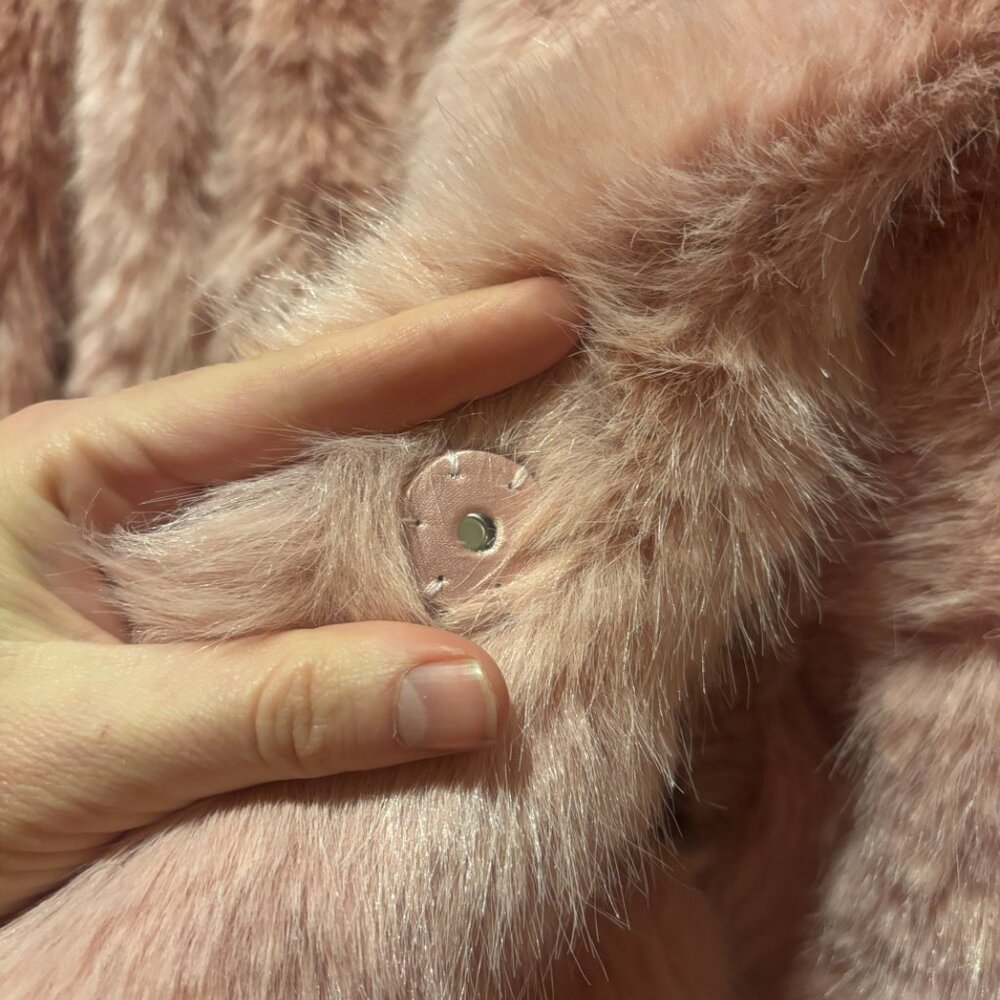 On 34th Collared Silver Pink Faux-Fur Jacket Size XL NWT - Picture 5 of 11